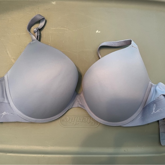 Victoria's Secret Green and Lilac Everyday Wear Push-Up Bra - Picture 8 of 10